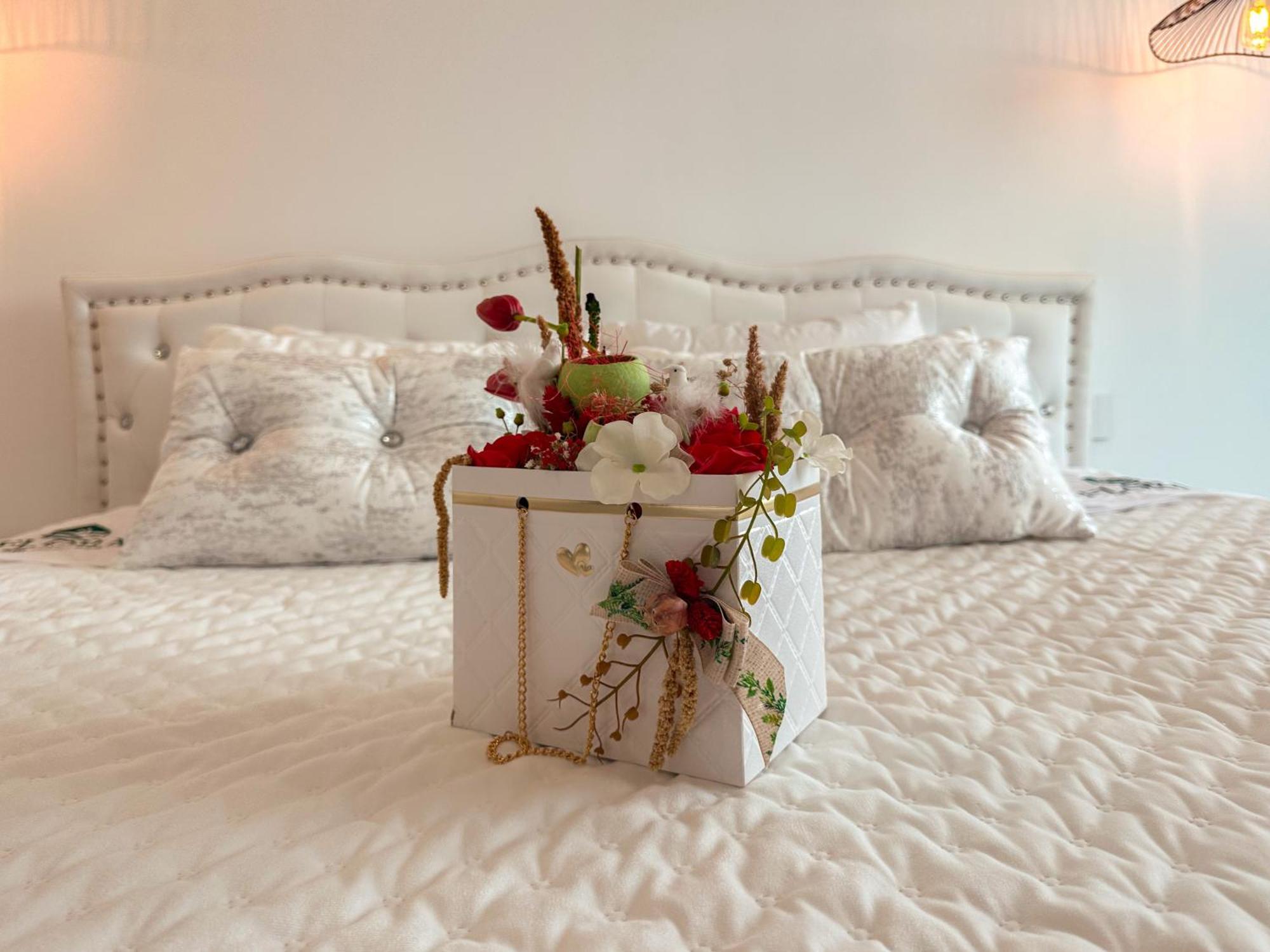 Flora Guest House Marco de Canavezes Esterno foto